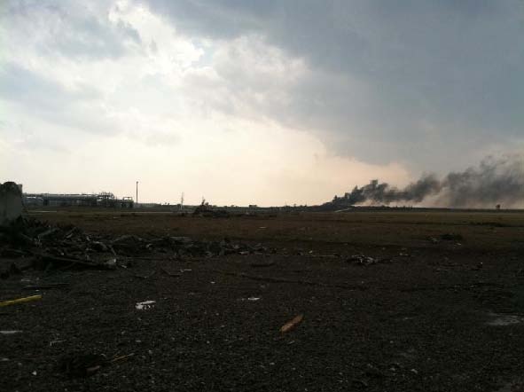 Tornado_Hits_Rig12