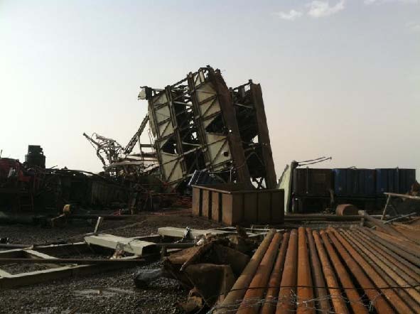 Tornado_Hits_Rig9