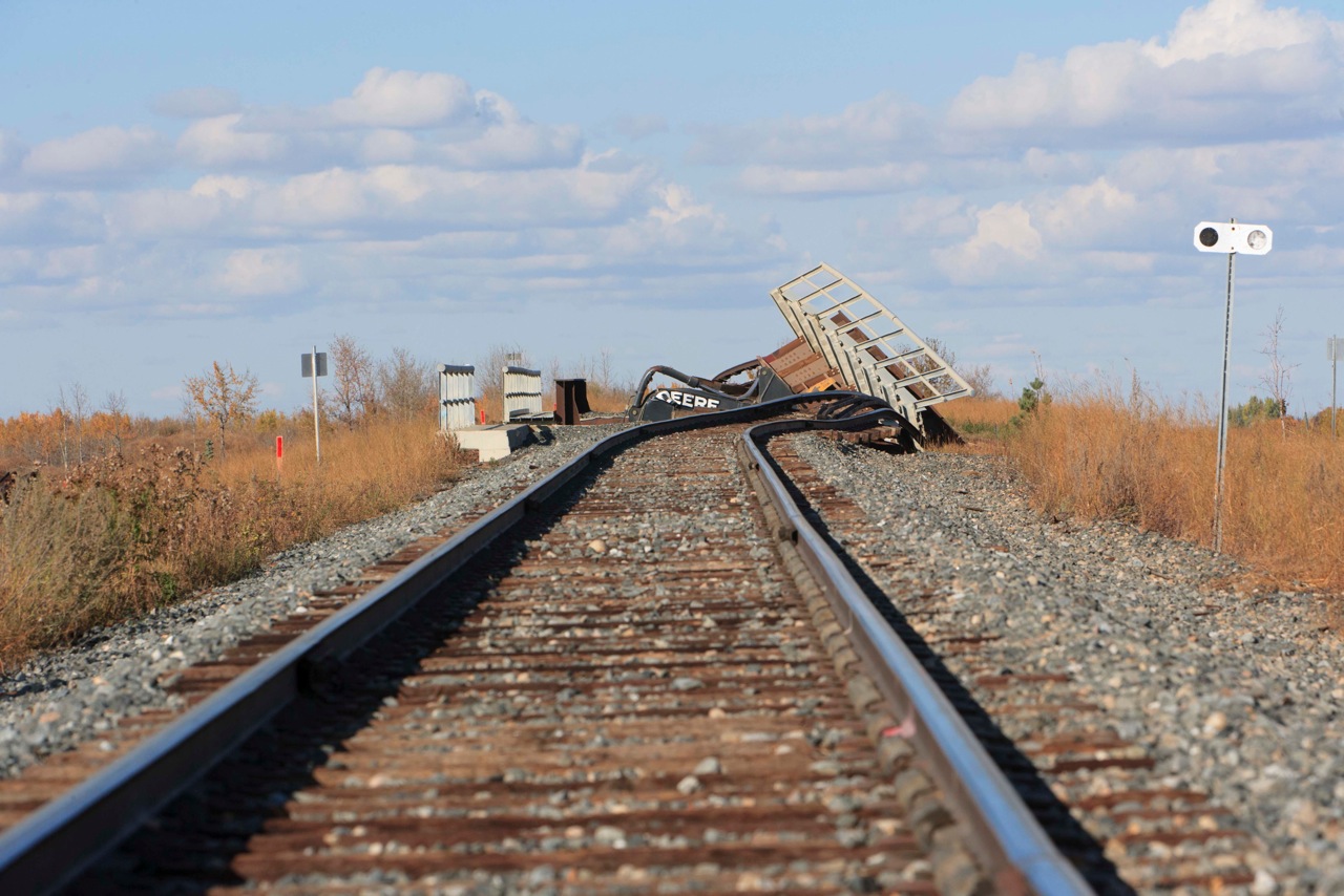 Lloydminster, SK - CPR bridge - 02 10-11-11