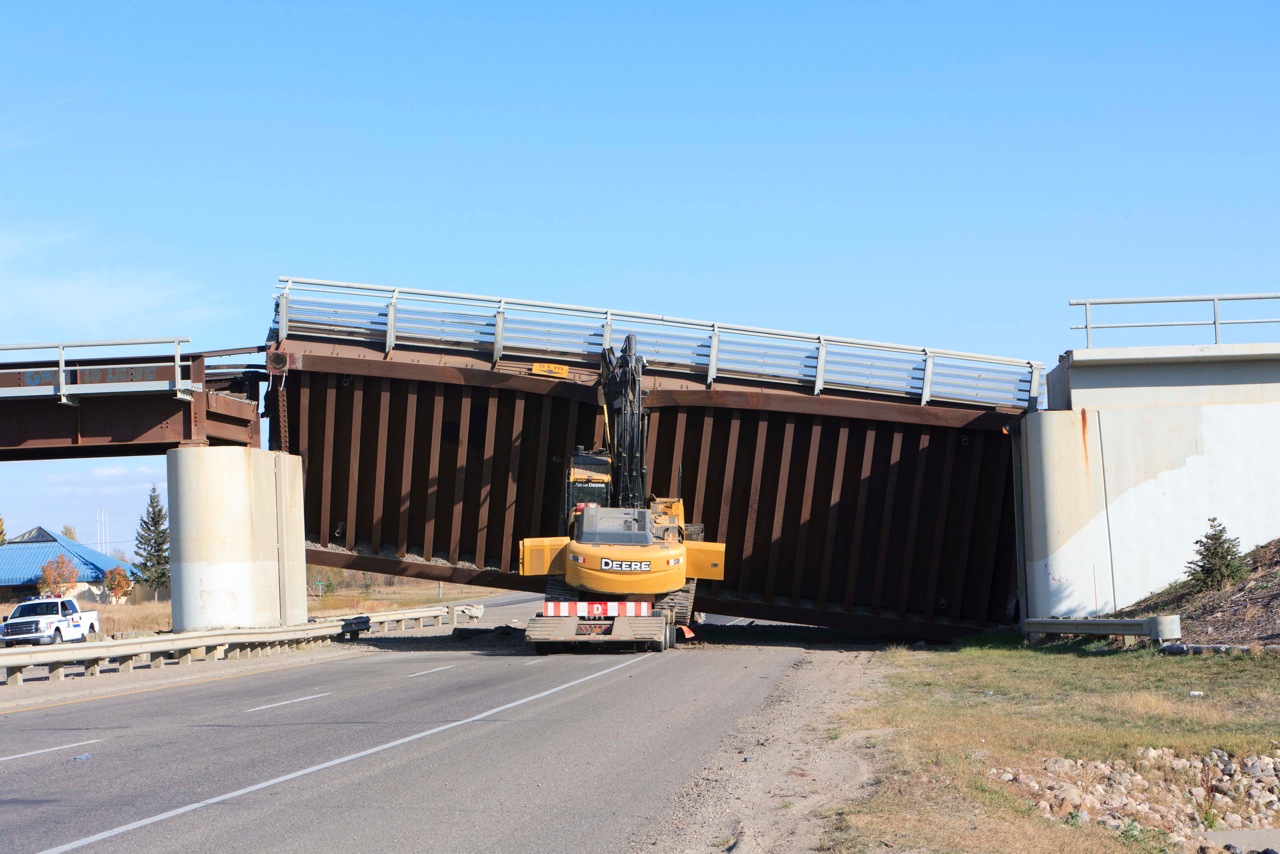 Lloydminster, SK - CPR bridge - 06 10-11-11
