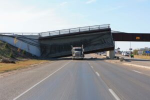 Lloydminster, SK - CPR bridge - 10 10-11-11