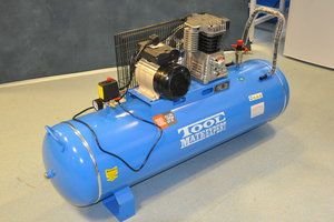 rs-300xn-news-toolmate-air-compressor-300x200