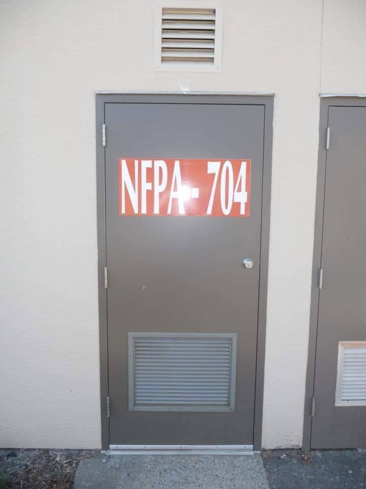 NFPA 704 door label LOL