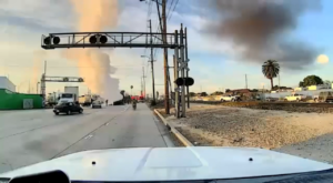 Dashcam LA FFs CNG Fuel Truck Explodes (GRAPHIC)