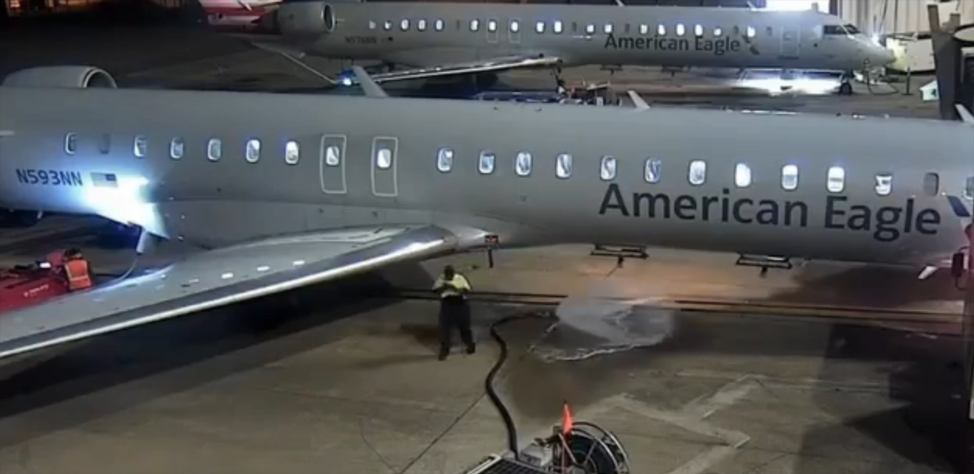 Airplane Fueling Accident_Disconnected Charged Hose